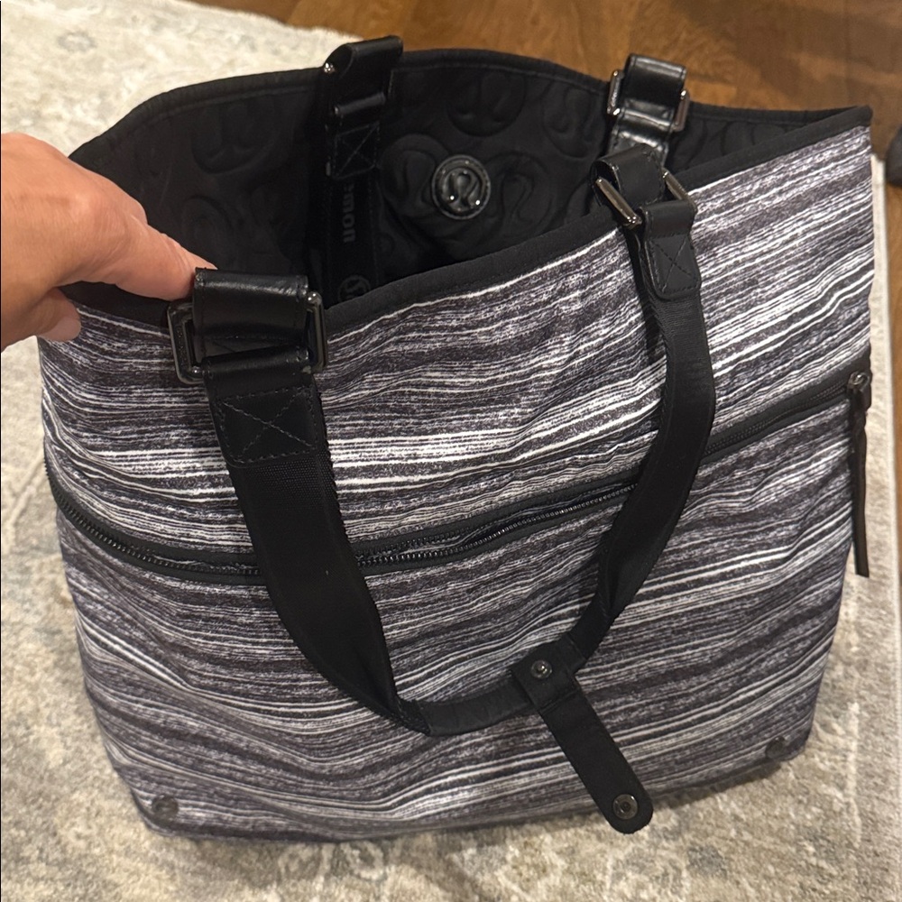 Lululemon Athletica Black and Gray Reversible Striped Tote